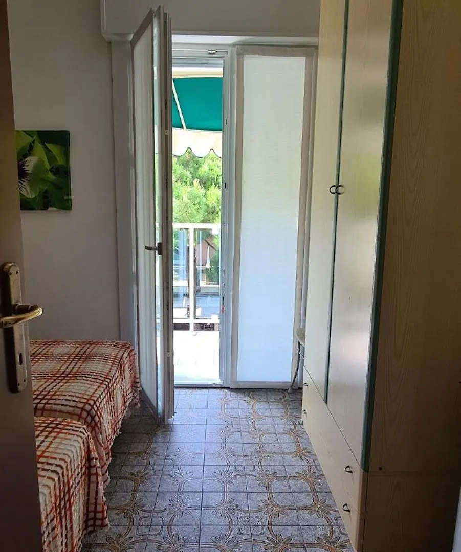 Summer Vibes Apartment Lido di Jesolo Italy